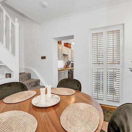 Charming Church Walk, Long Melford - 2 Bedroom Property With Parking Buitenkant foto
