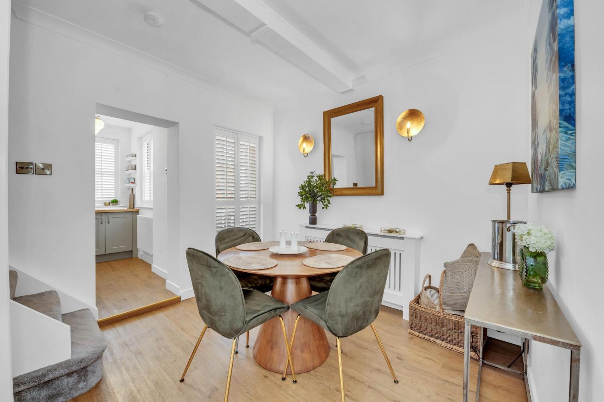 Charming Church Walk, Long Melford - 2 Bedroom Property With Parking Buitenkant foto